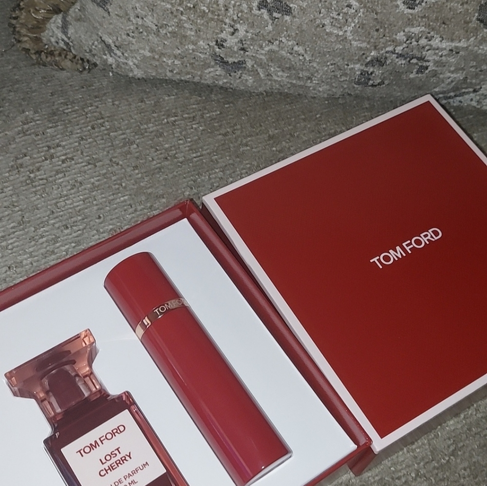 Tom ford lost cherry gift set